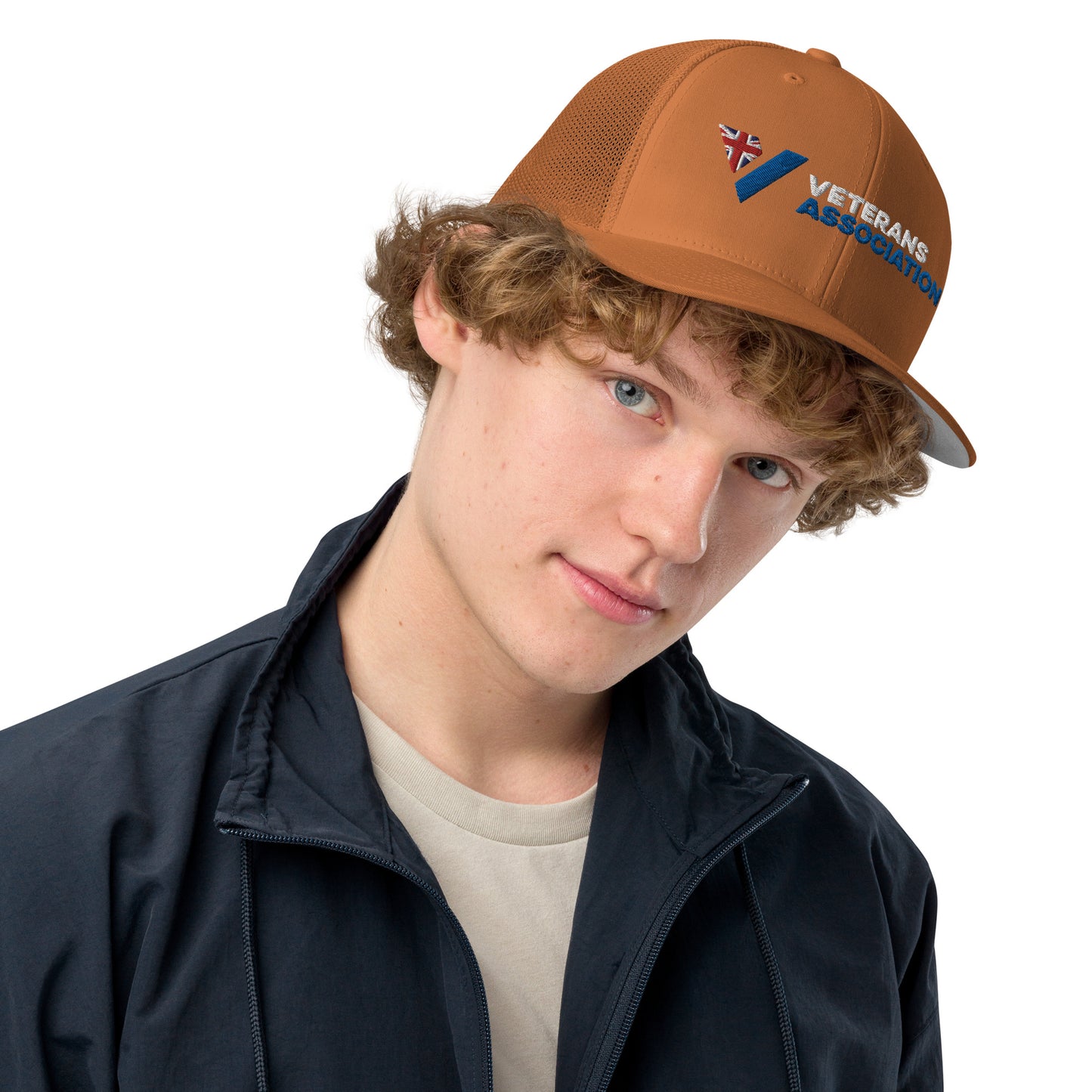 Closed-back trucker cap